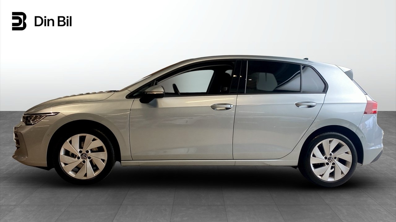 Volkswagen Golf 2026, bild 2/10