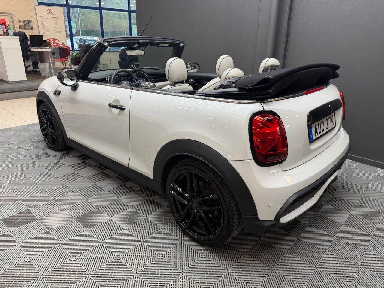 MINI Cooper S S Convertible Steptronic 2024, bild 5/10