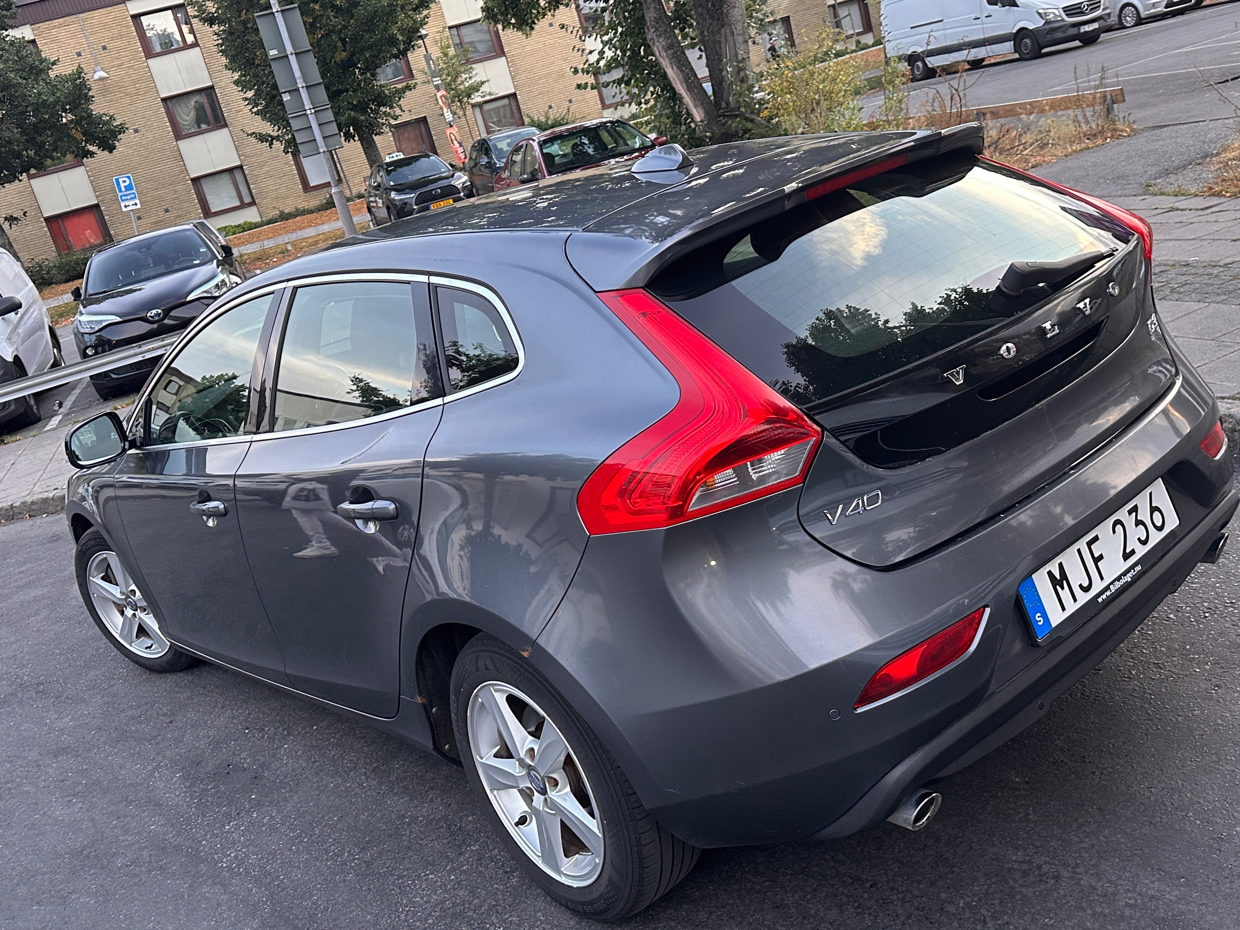 Volvo V40 D3 Manuell 2014, bild 2/5