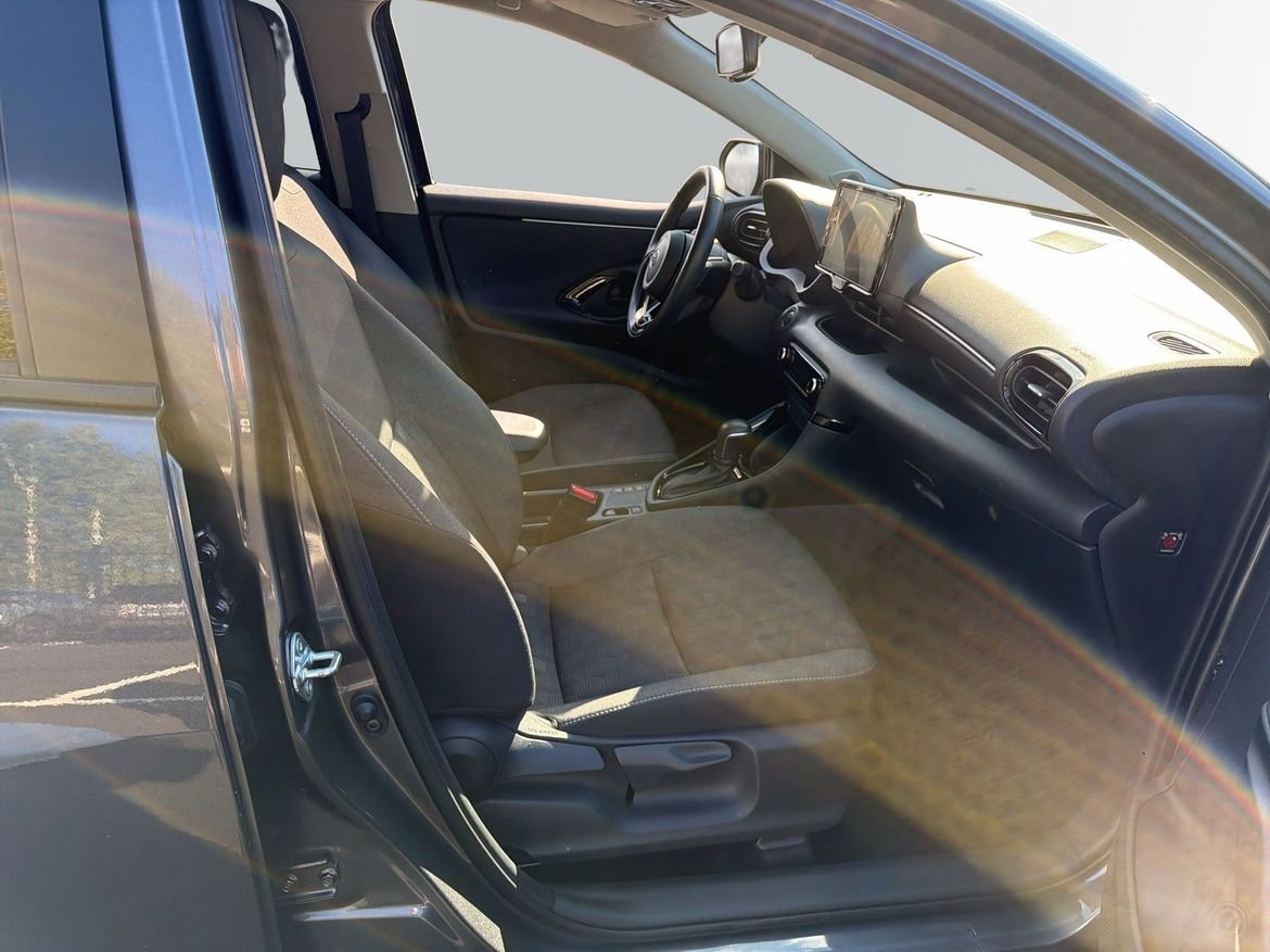 Toyota Yaris 2025, bild 7/11