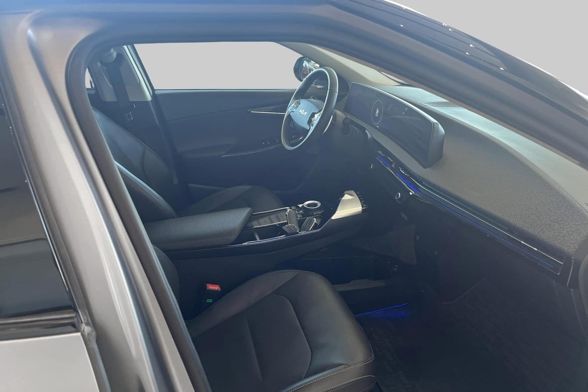 Kia EV6 PLUS-Utrustad 2022, bild 7/18
