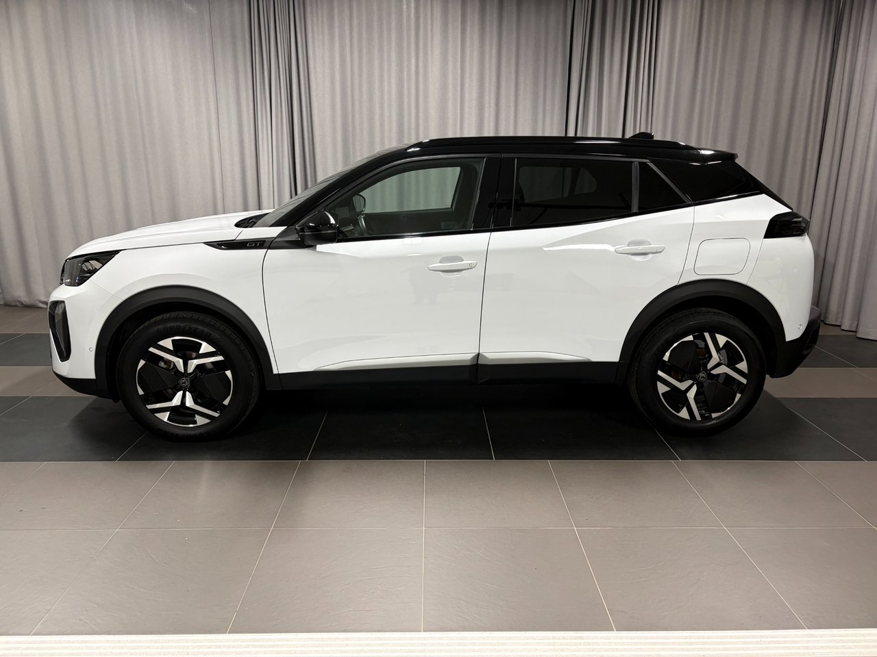 Peugeot 2008 GT PT 130 AUT8 Inkl 2025, bild 2/10