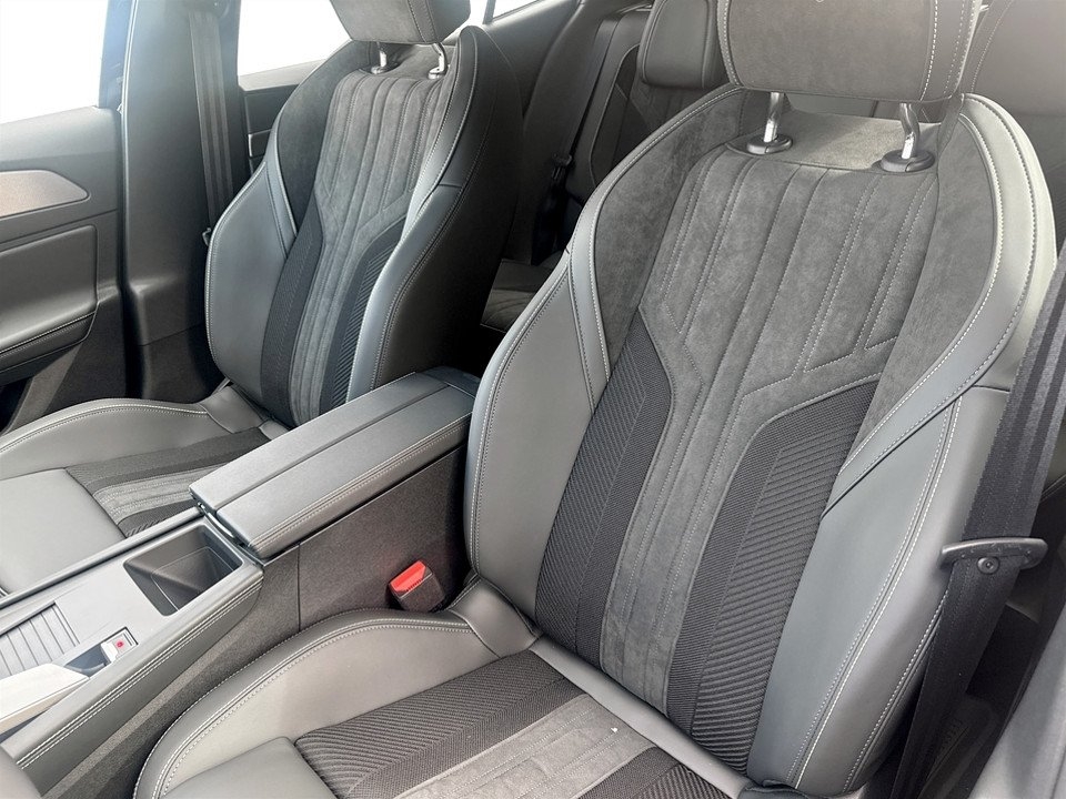 Peugeot 408 GT Hybrid Aut 2026, bild 6/10