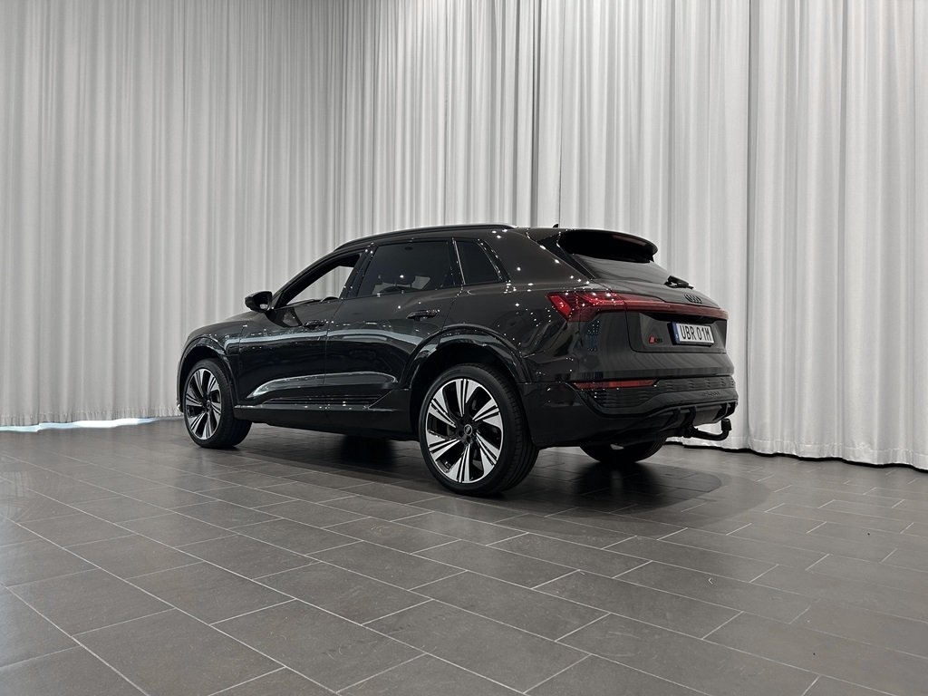Audi Q8 e-tron 2024, photo 3/10