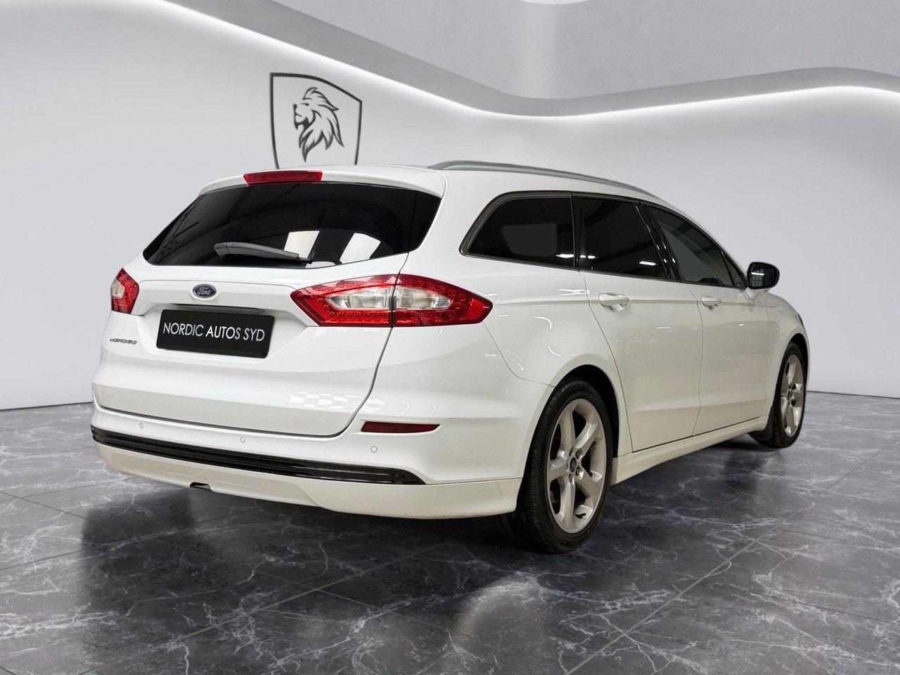 Ford Mondeo Kombi / 2.0 TDCi / Titanium 2015, bild 6/23