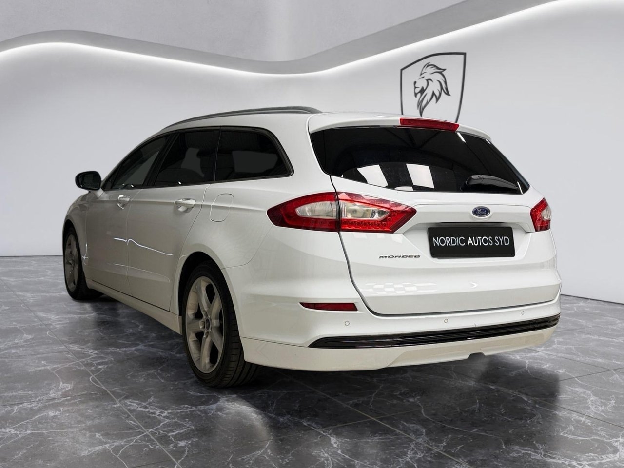 Ford Mondeo Kombi / 2.0 TDCi / Titanium 2015, bild 4/23