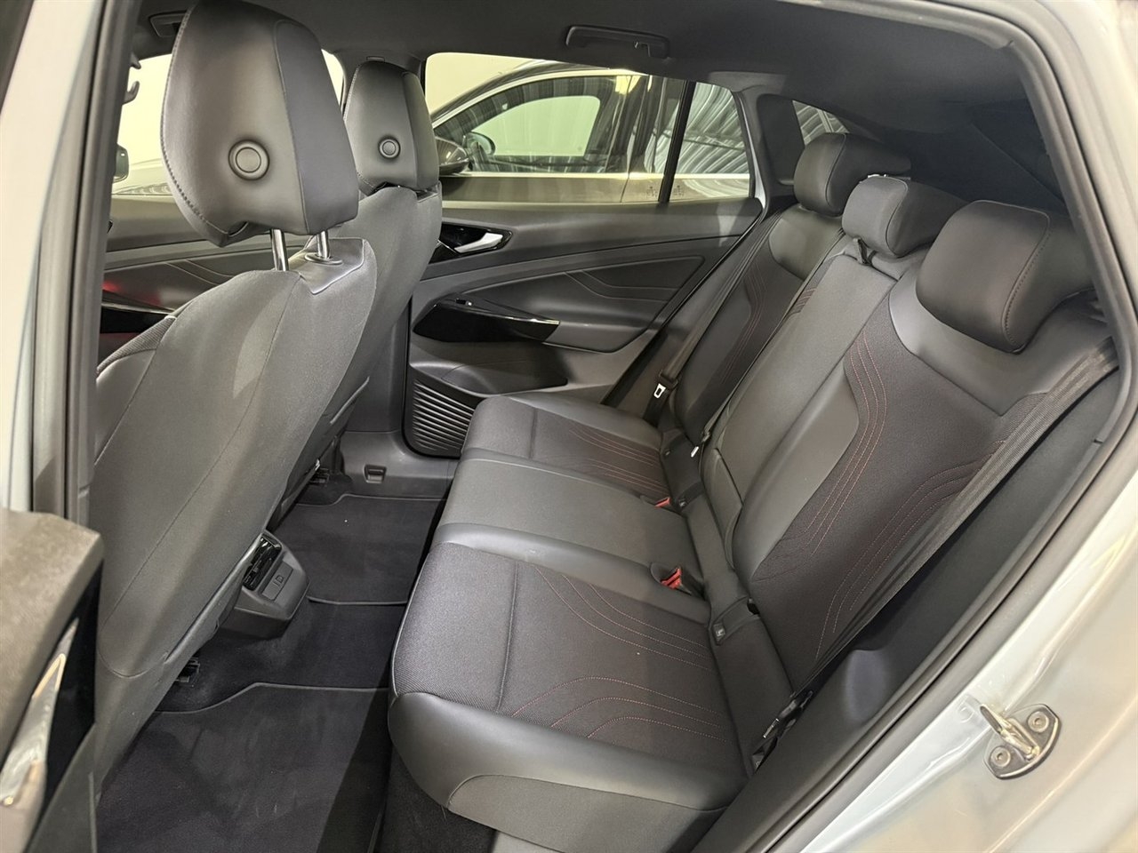 Volkswagen ID.4 2023, bild 6/10