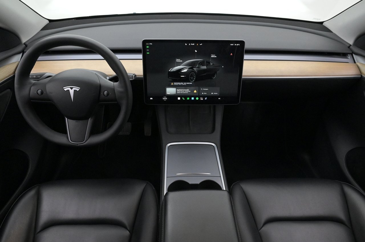 Tesla Model Y Long Range AWD Uppg 2022, bild 6/10