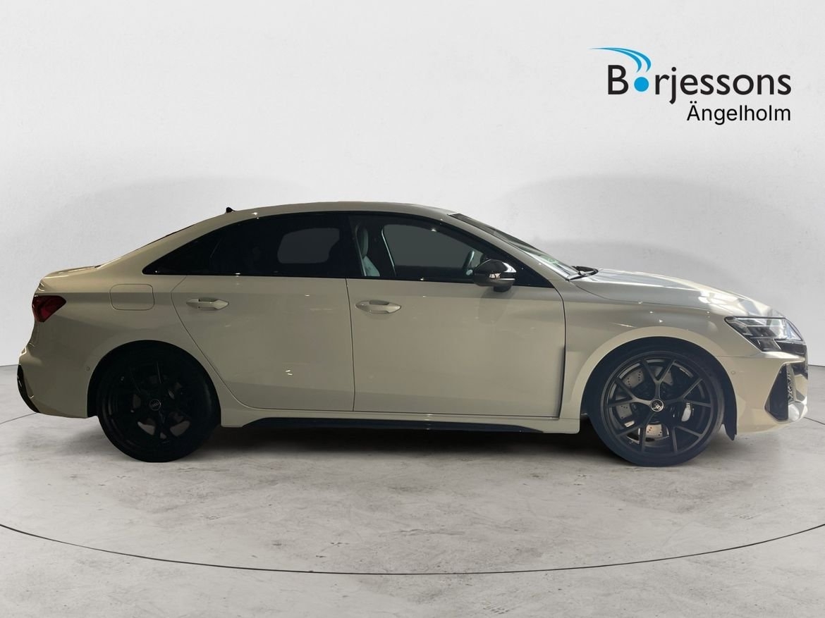 Audi RS3 2025, bild 2/10