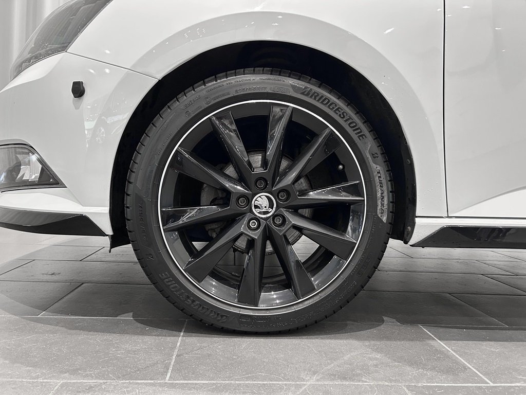 Skoda Fabia Monte Carlo TSI 95hk 2018, bild 5/10