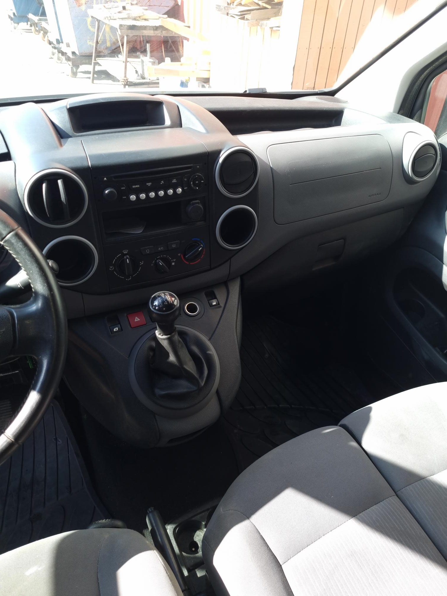 Peugeot Expert 2016, bild 2/7