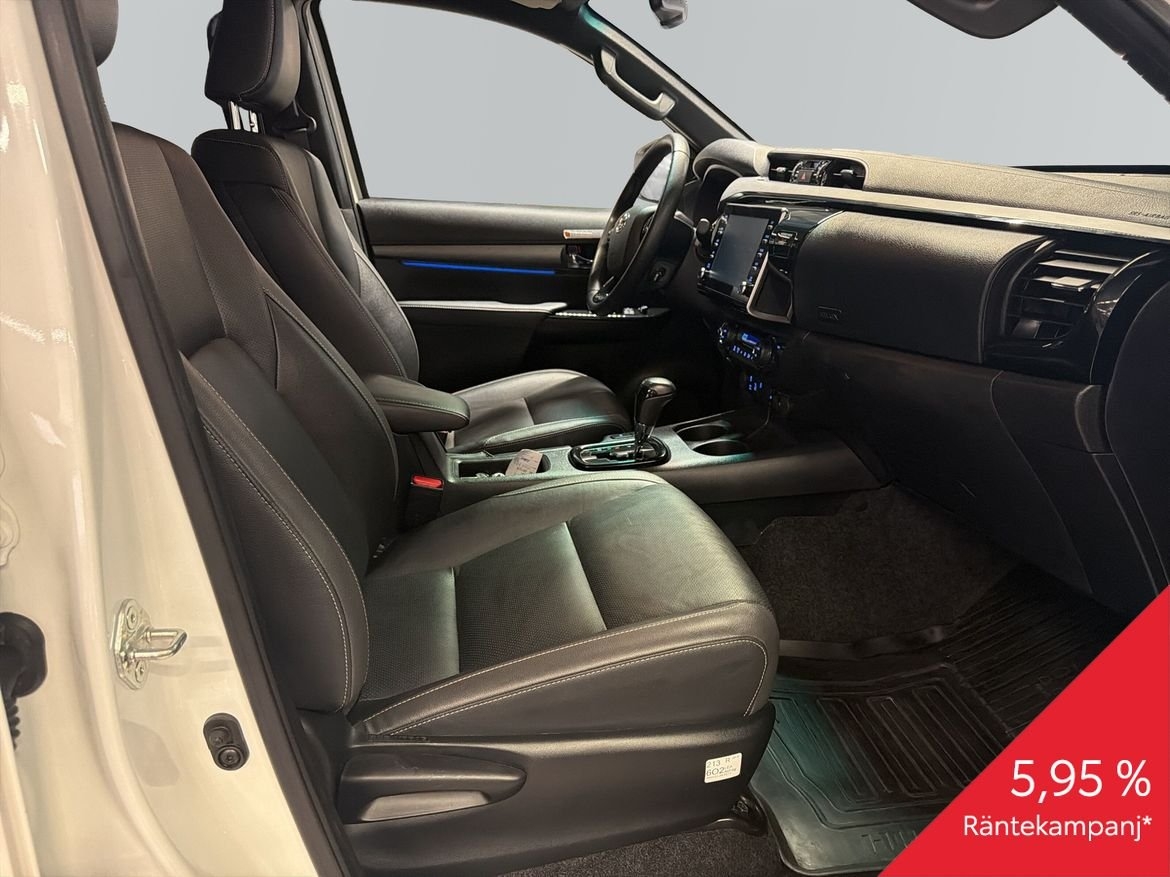 Toyota HiLux 2024, bild 6/14