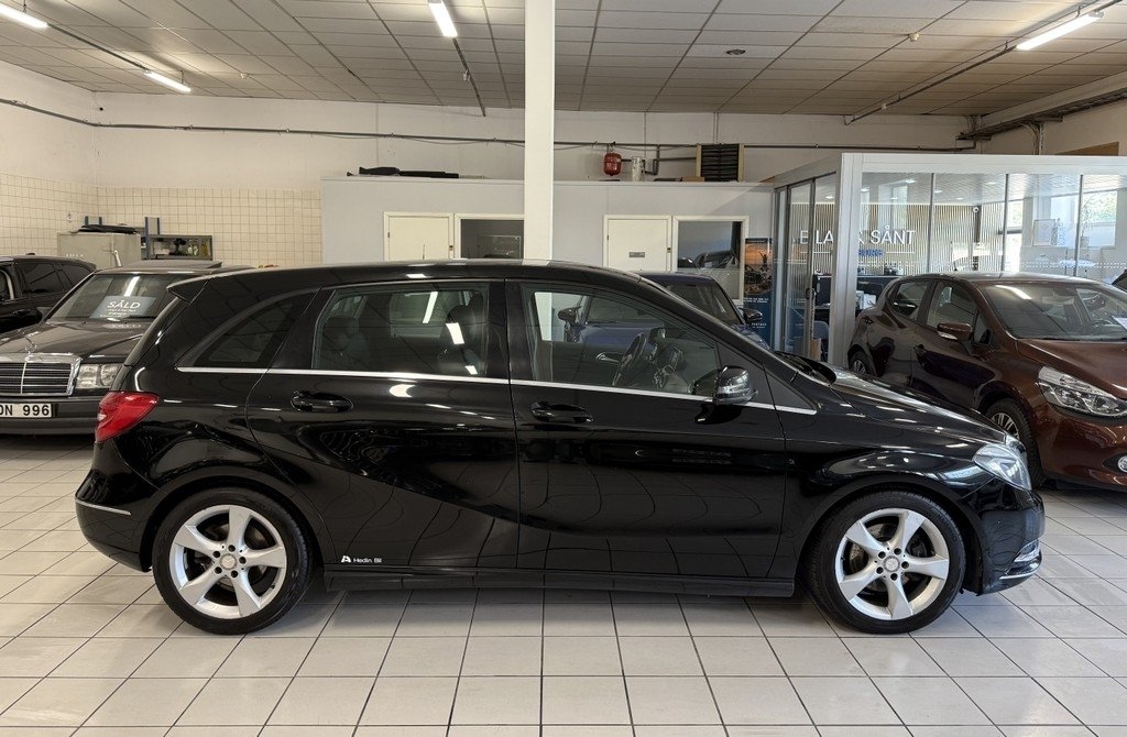 Mercedes-Benz B 2015, bild 2/10