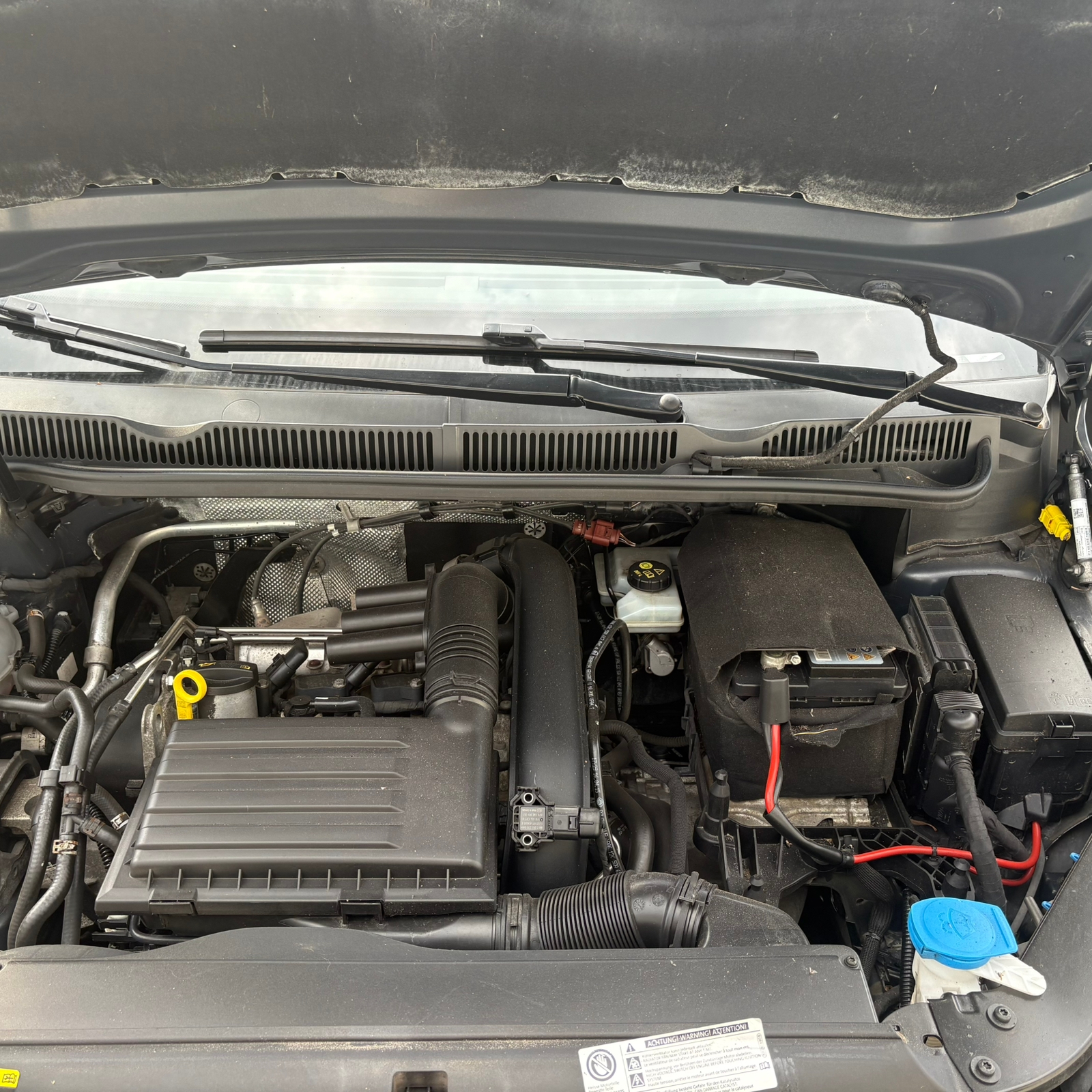 Volkswagen Touran 2016, bild 5/9