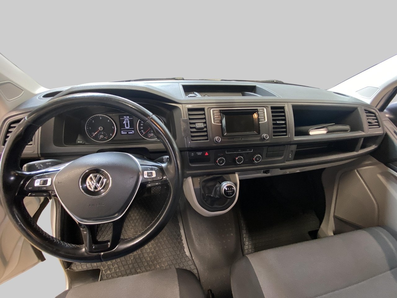 Volkswagen Transporter 2018, photo 7/10