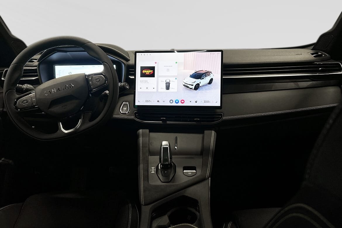 Lynk & Co 01 Core PHEV 2025, bild 5/10