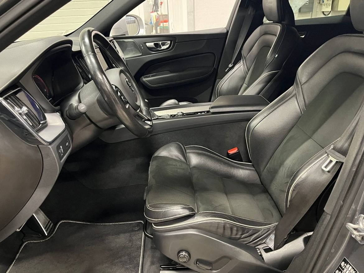 Volvo XC60 D4 AWD R-Design 2019, bild 7/10