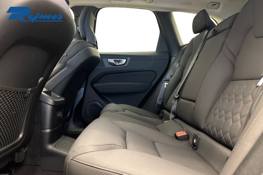 Volvo XC60 T6 Plus Dark Nordic Edition 2026, bild 7/10