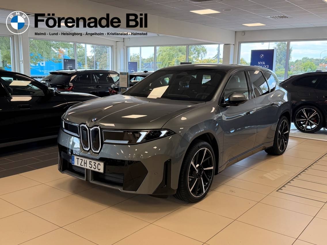 BMW iX3