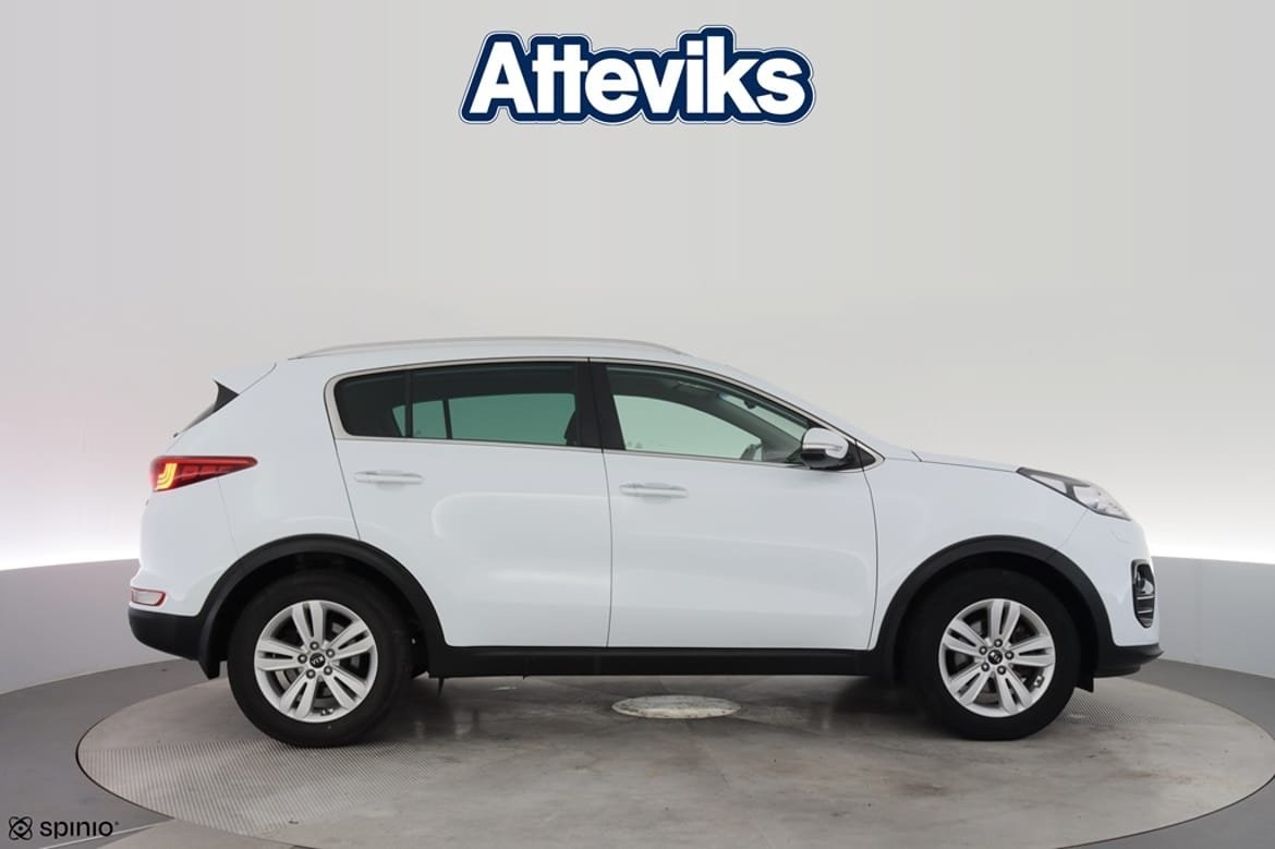 Kia Sportage 1.7 CRDi Manuell 2016, bild 2/10