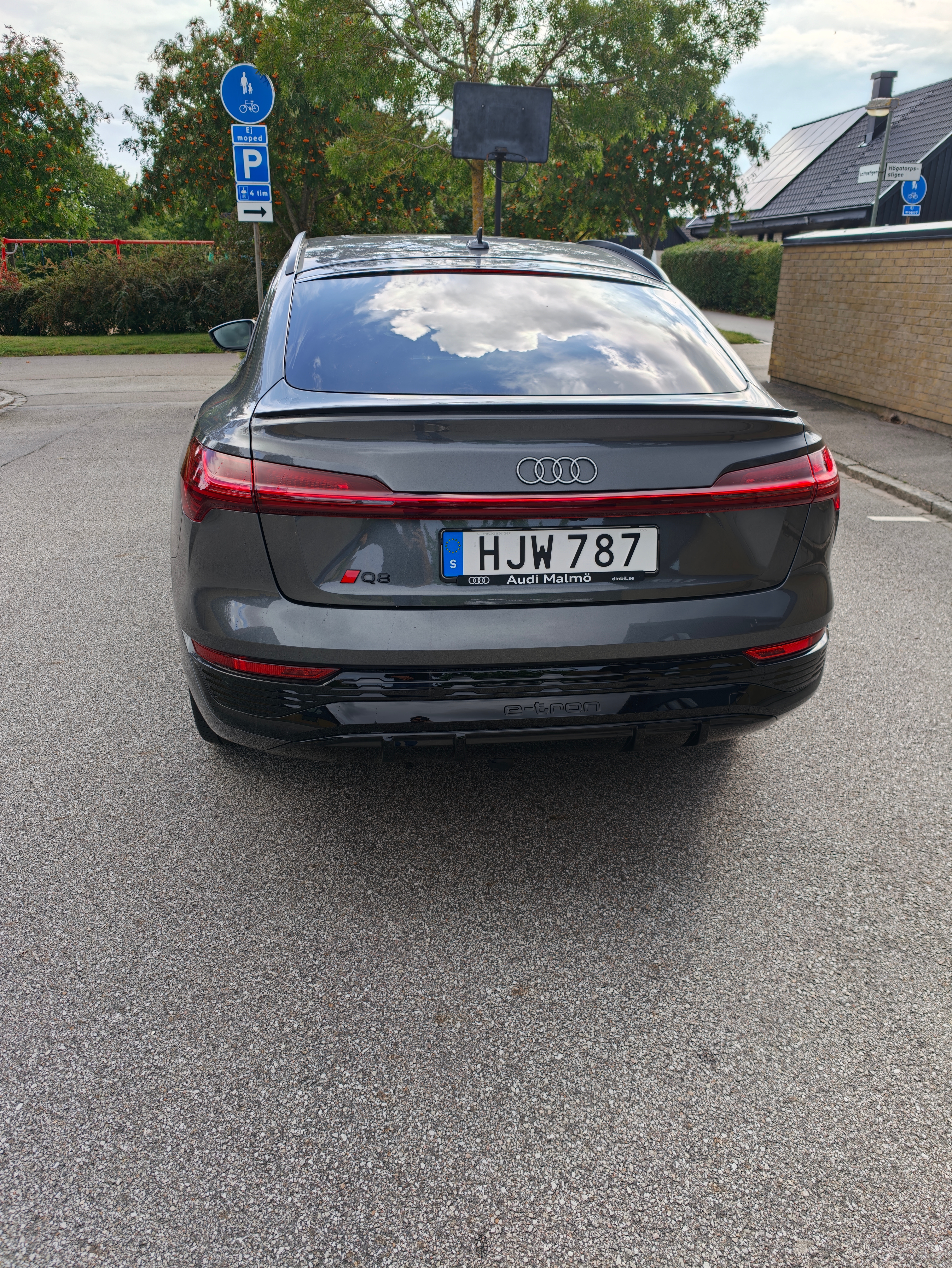 Audi Q8 Sportback 55 e-tron quattro 2024, bild 4/7
