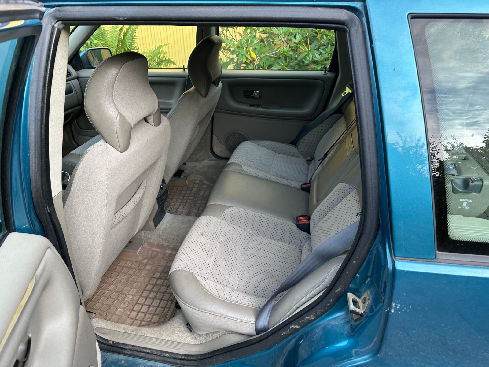 Volvo V70 2.5 10V Manuell 1998, bild 6/7