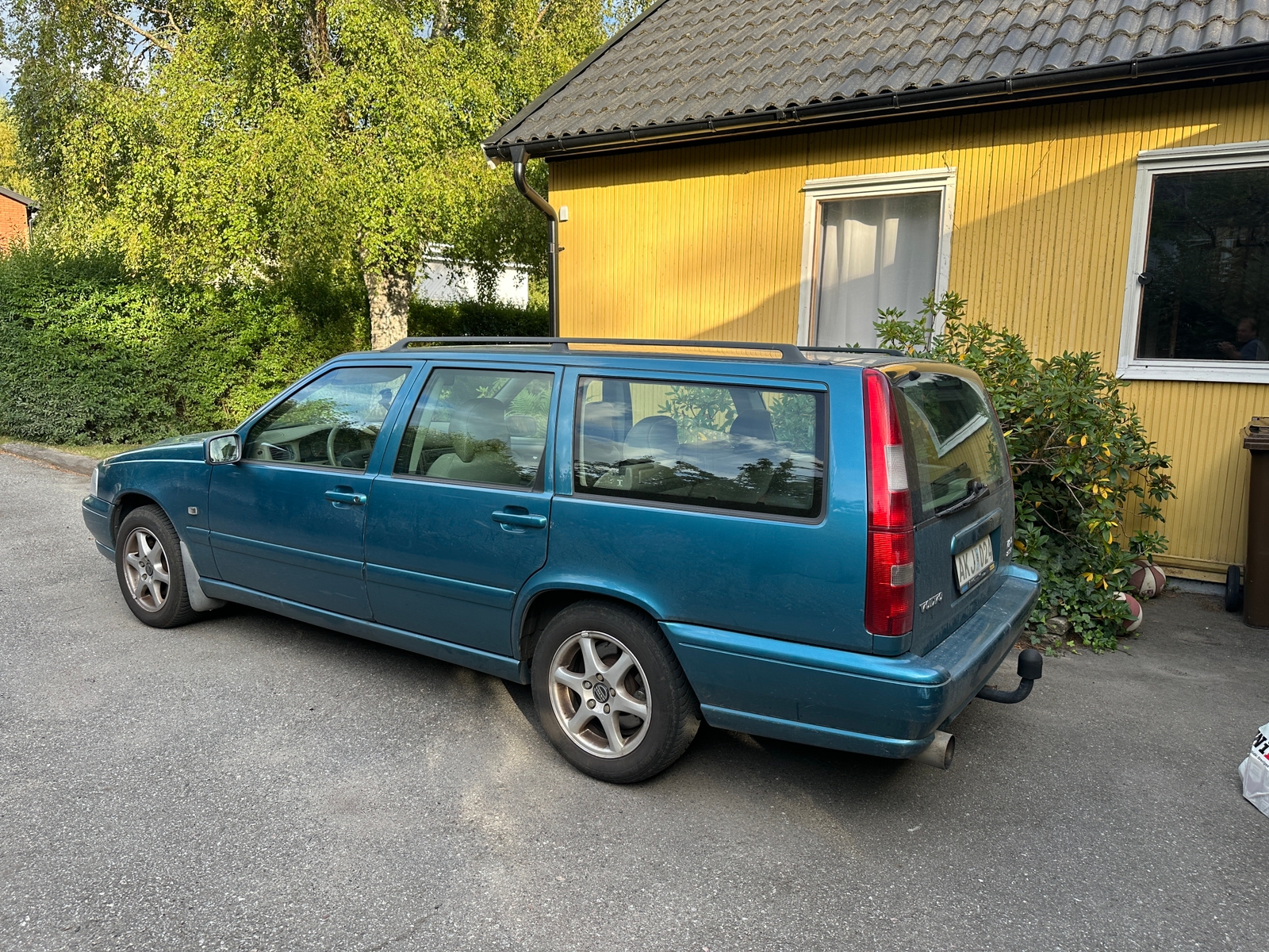 Volvo V70 2.5 10V Manuell 1998, bild 2/7