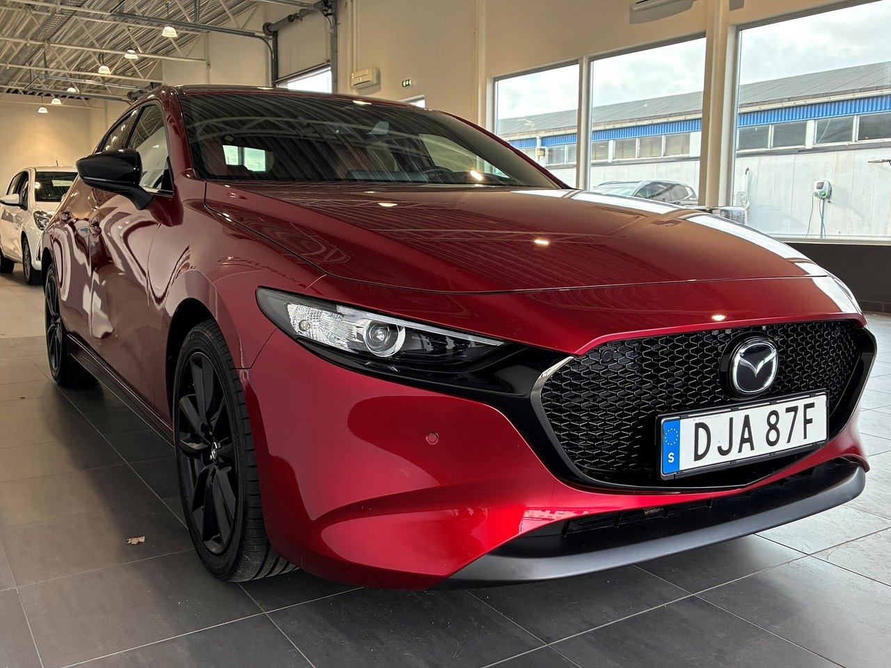 Mazda 3 2.5 e-SKYACTIV-G 140hk Nagisa 2024, bild 6/10
