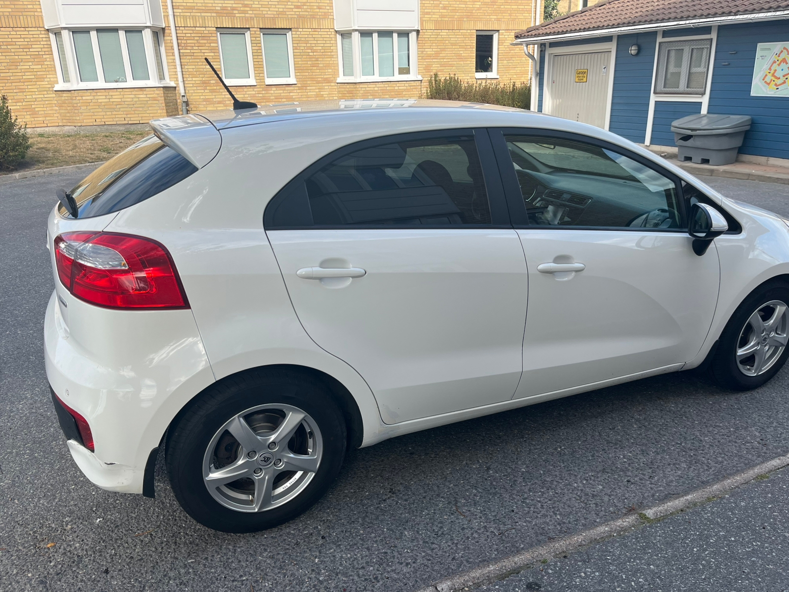 Kia Rio 5-dörrar 1.2 CVVT Manuell 2015, kuva 5/8