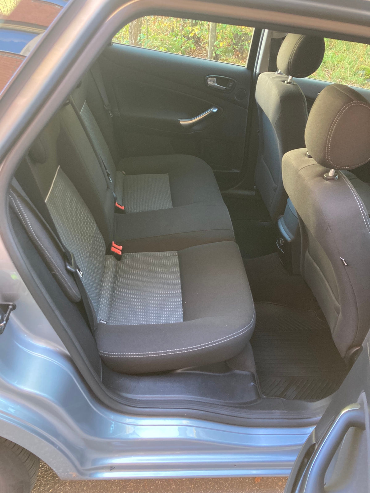 Ford Mondeo Kombi 2.0 Flexifuel Manuell 2010, bild 7/10