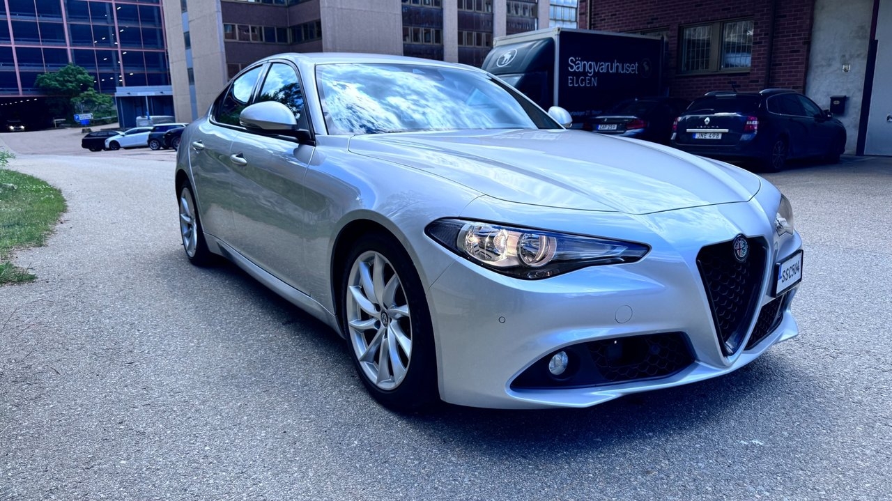 Alfa Romeo Giulia 2017, photo 7/10