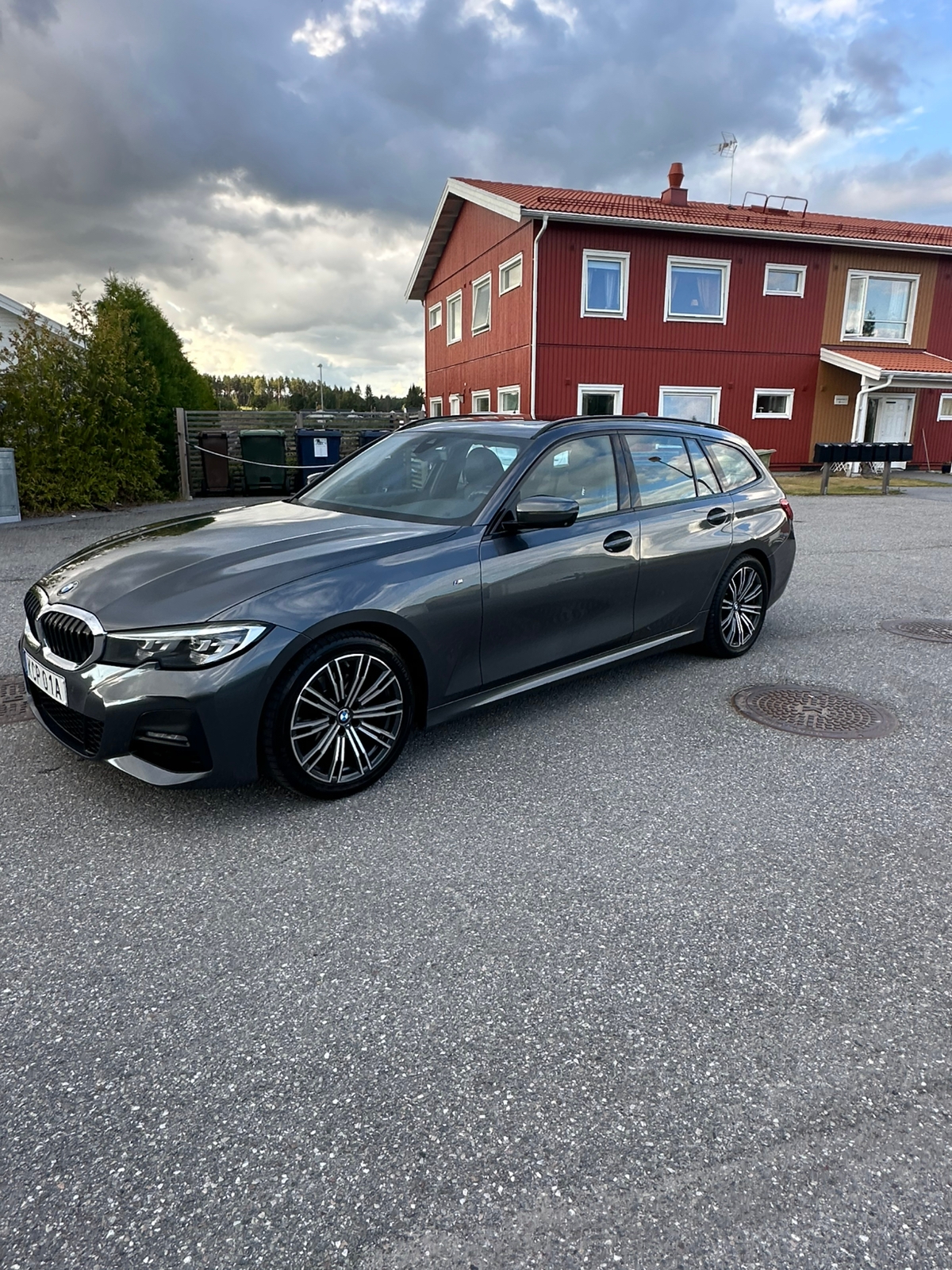 BMW 320 d xDrive Touring Steptronic 2020, bild 3/10