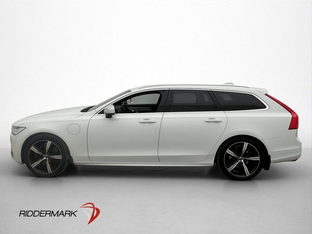 Volvo V90 T8 AWD R-Design 2019, bild 4/35