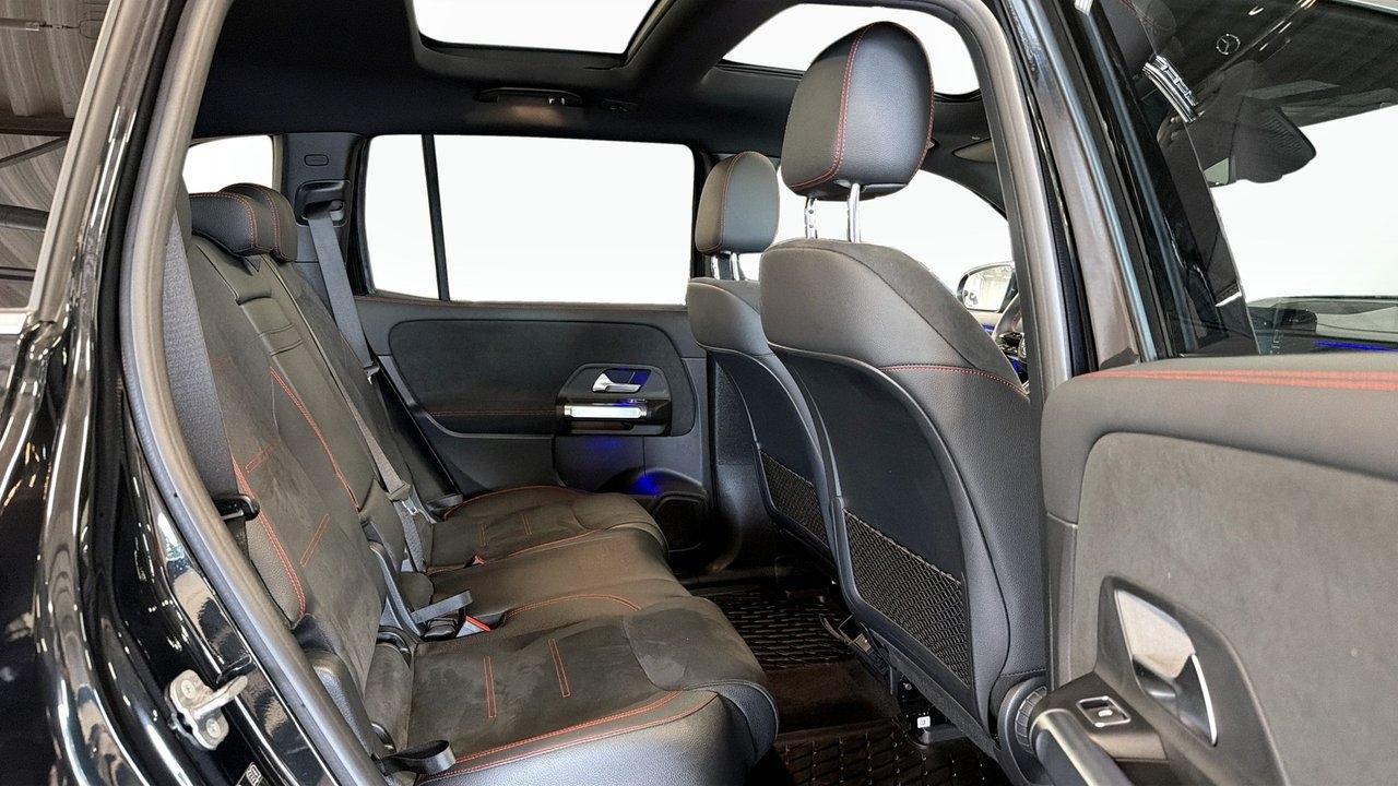 Mercedes-Benz EQB 2026, photo 5/10