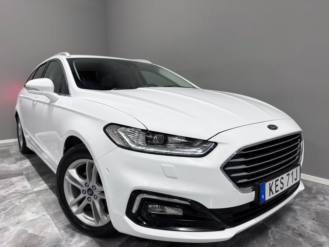 Ford Mondeo 2019, bild 2/3
