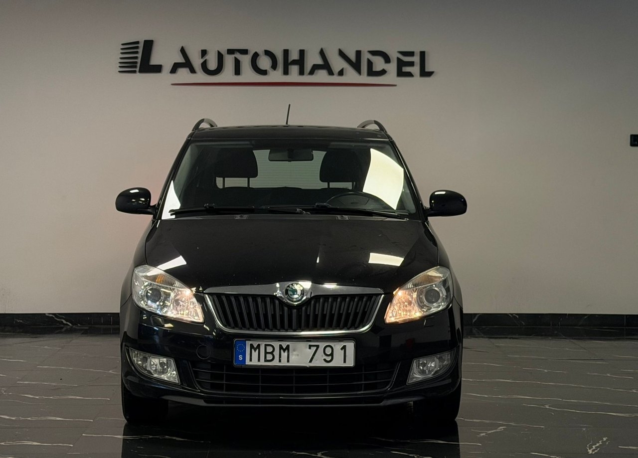 Skoda Fabia 2012, bild 2/10