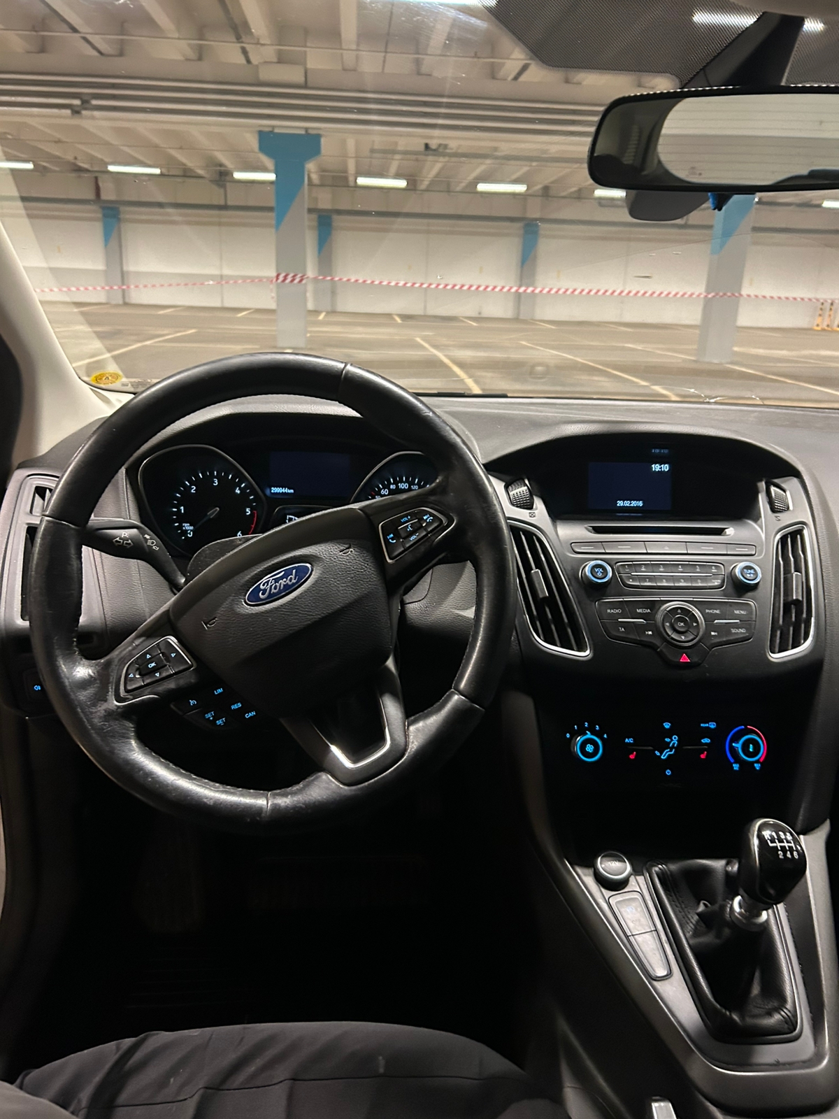 Ford Focus Kombi 1.5 TDCi Manuell 2016, kuva 6/7