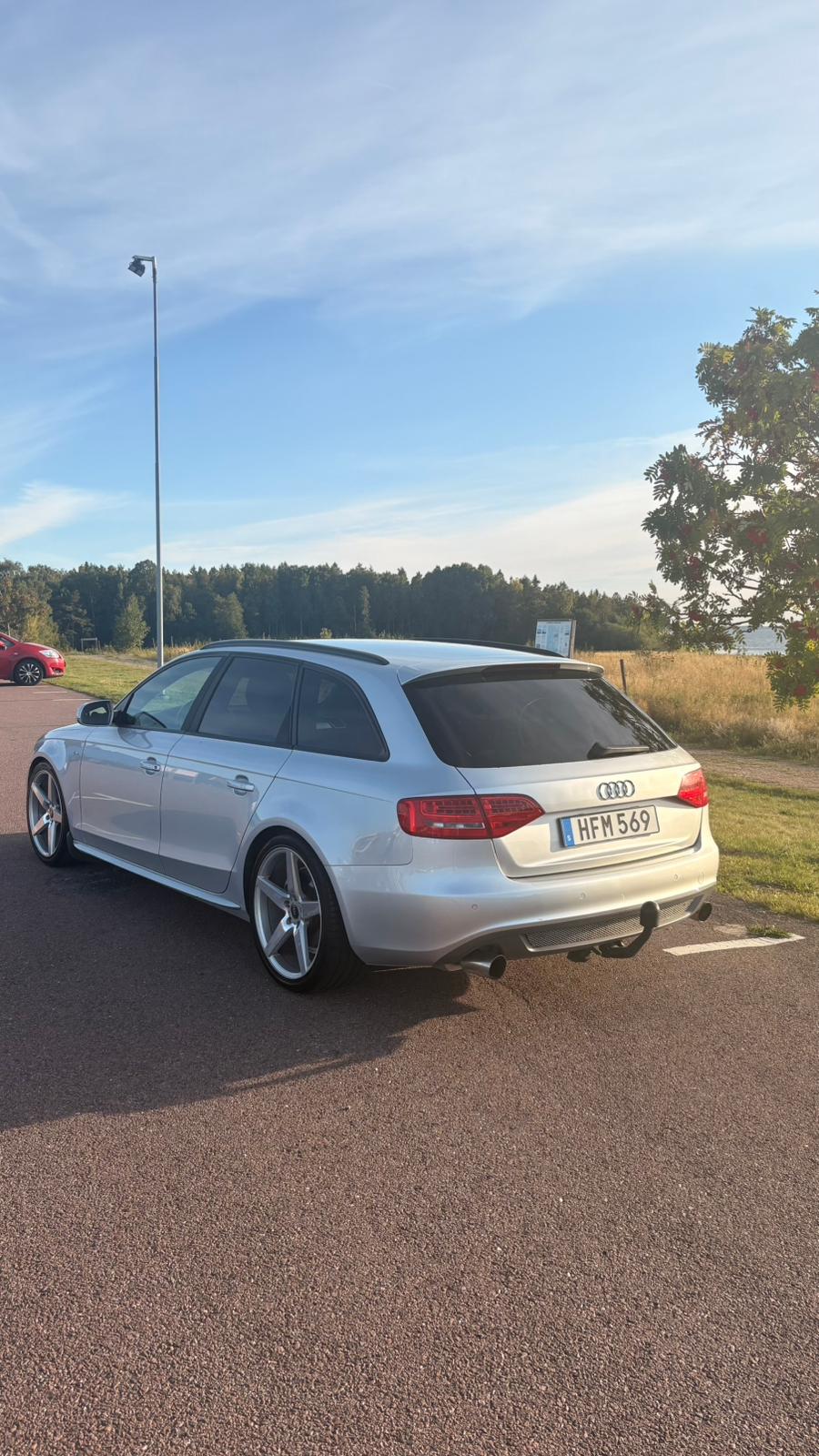 Audi A4 Avant 2.0 TFSI quattro Manuell 2010, bild 2/6