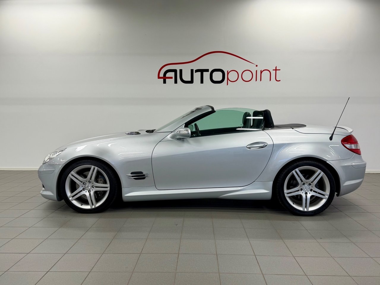 Mercedes-Benz SLK 2005, kuva 4/10