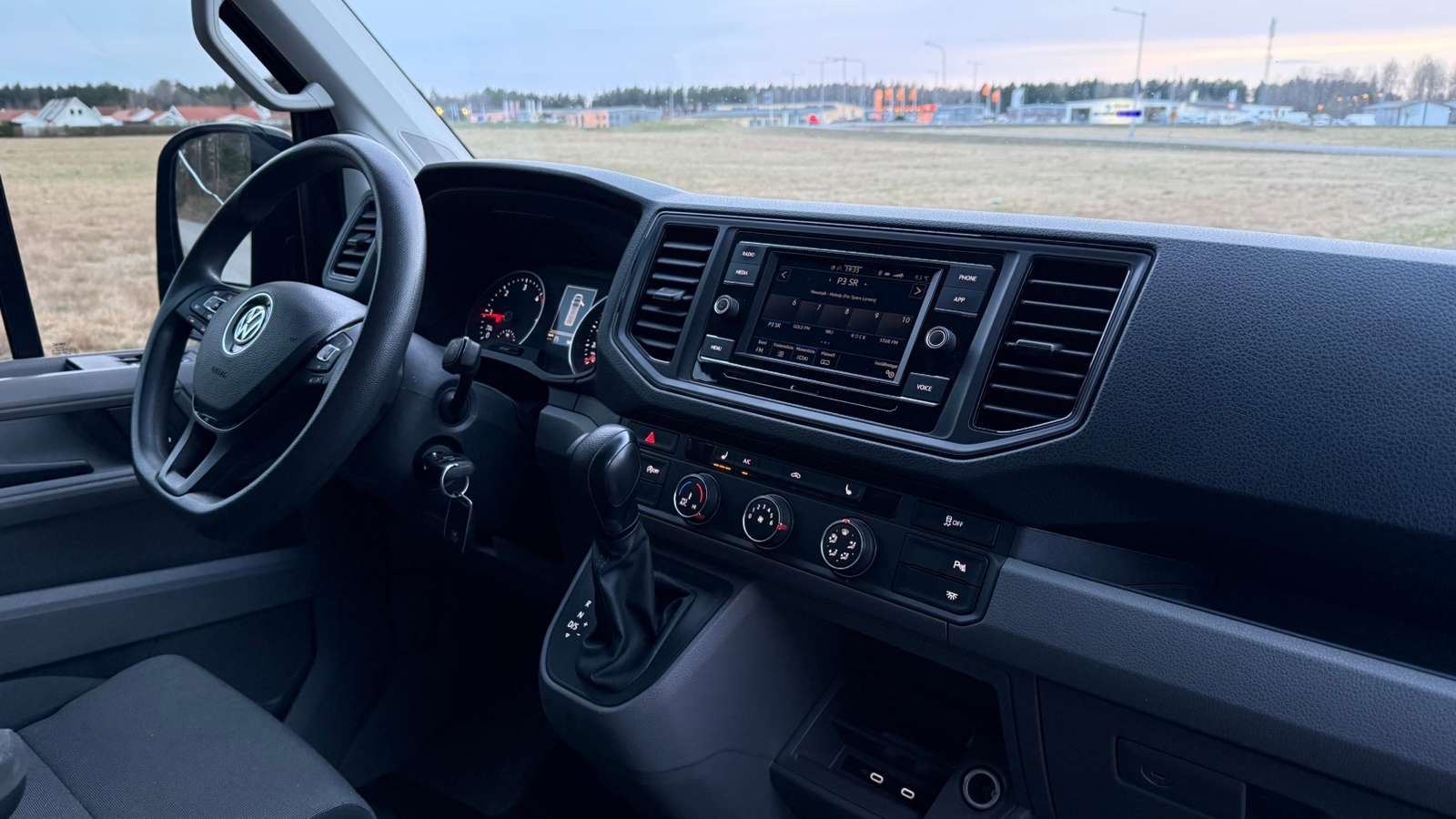 Volkswagen Crafter 35 2.0 TDI Automatisk 2021, bild 6/7