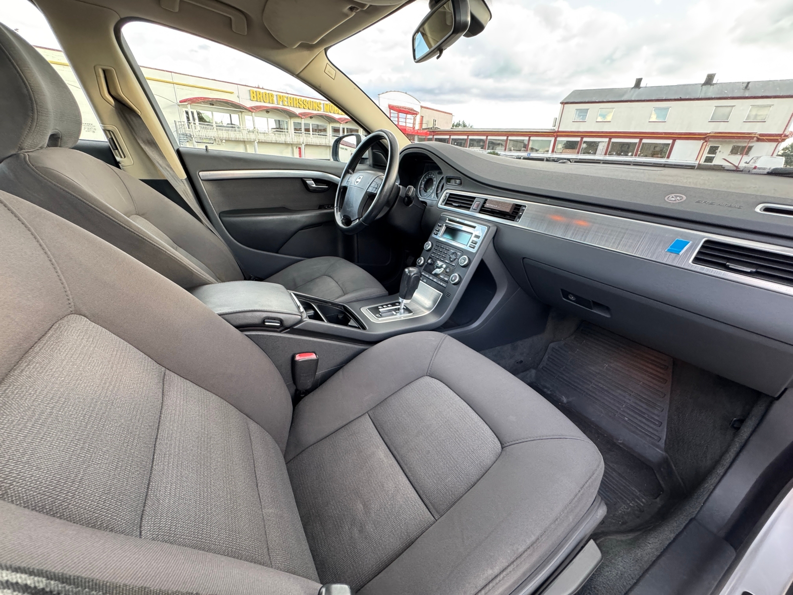 Volvo S80 2.4D Geartronic 2008, bild 6/10