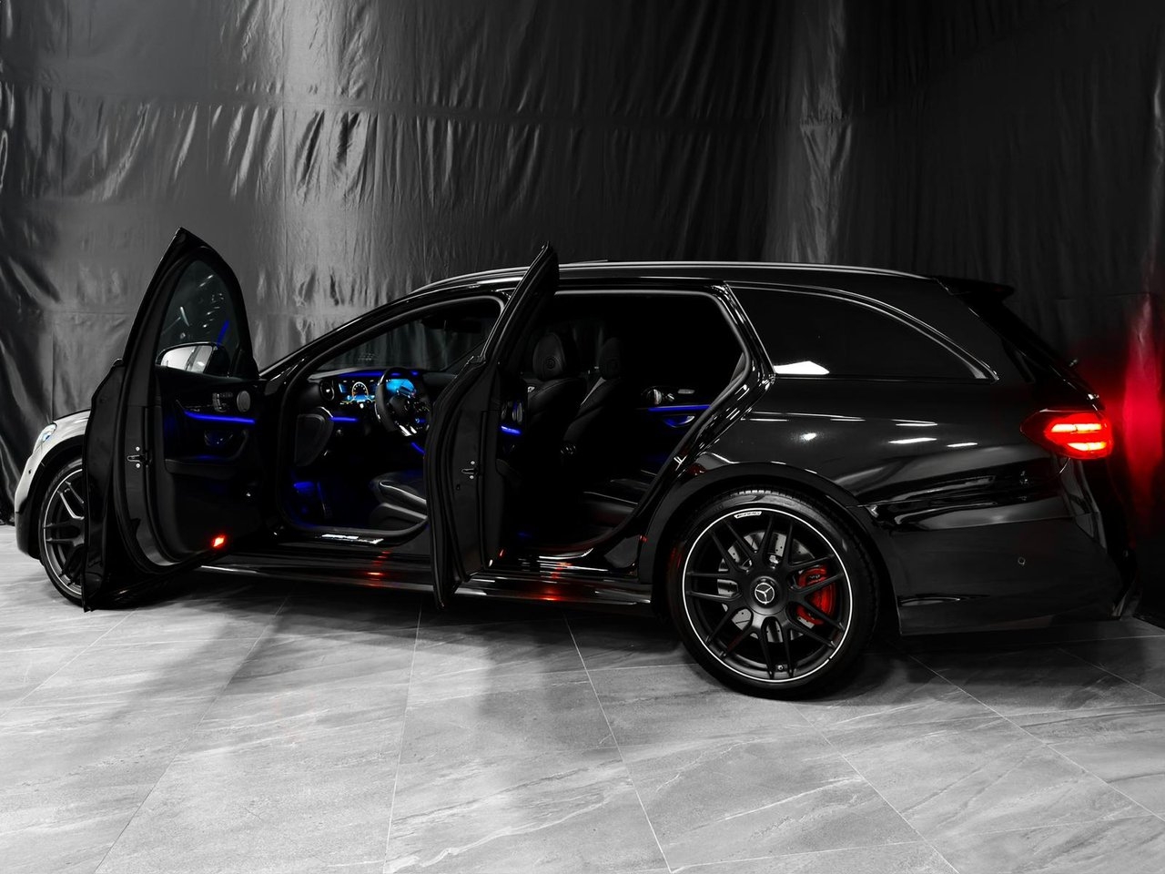 Mercedes-Benz E 2021, kuva 7/10