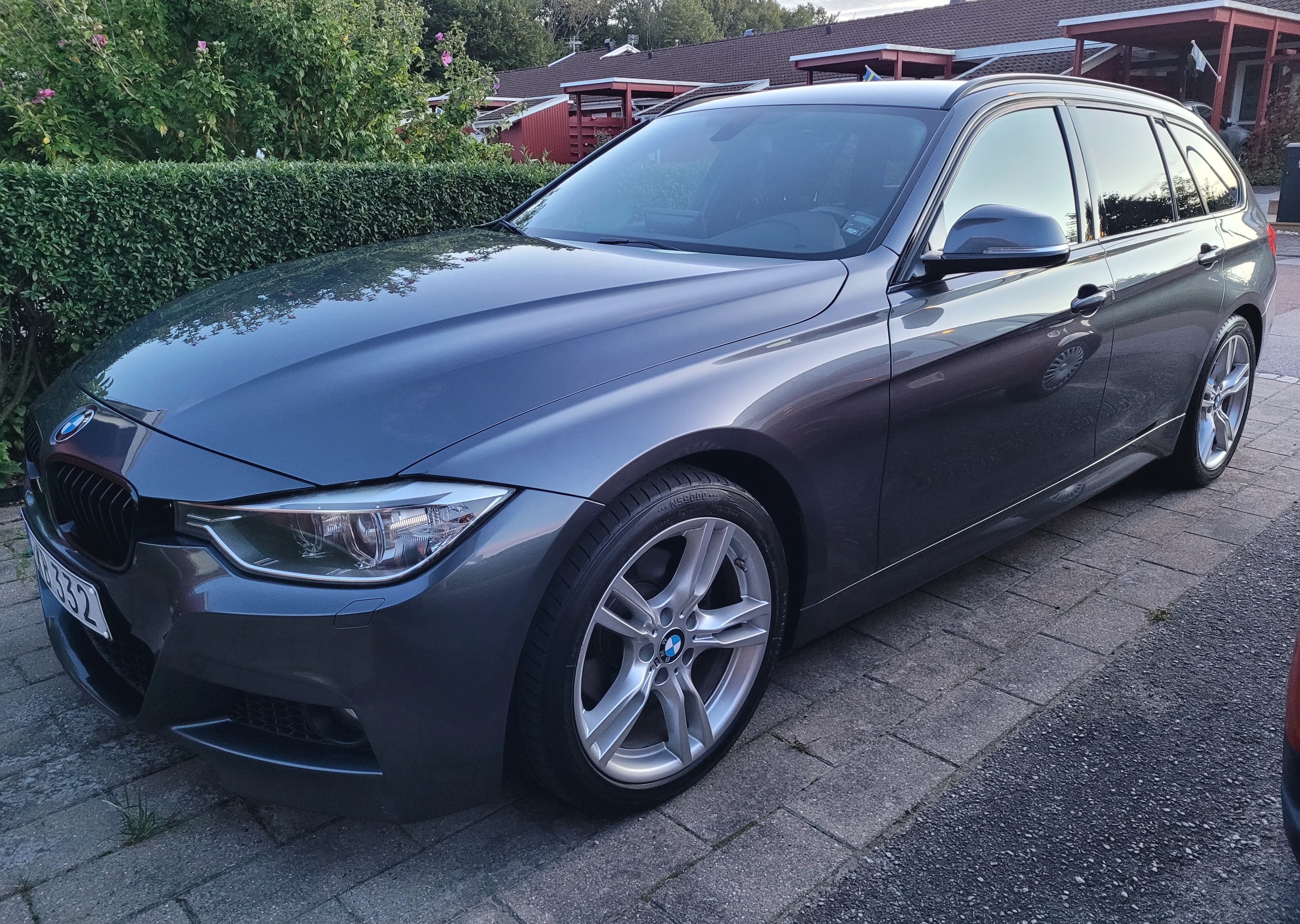 BMW 320 d Touring Steptronic 2014, bild 3/31