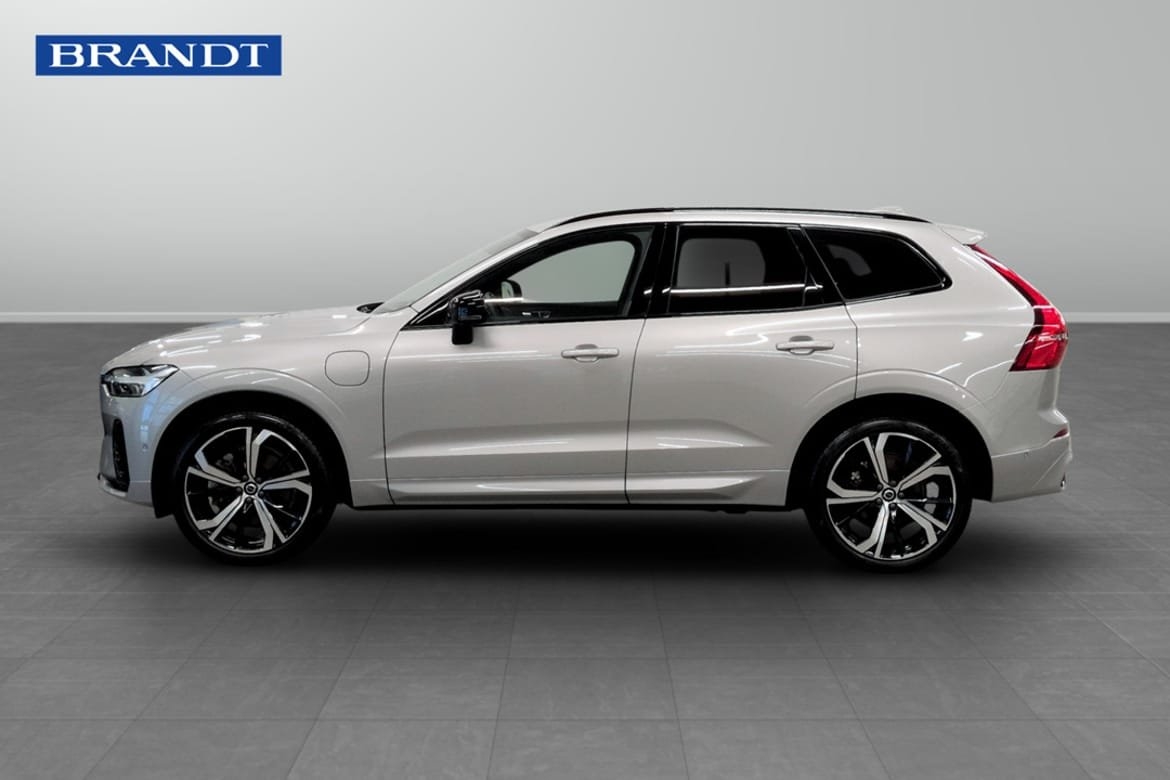 Volvo XC60 Recharge T6 II Ultimate Dark 2024, bild 3/10