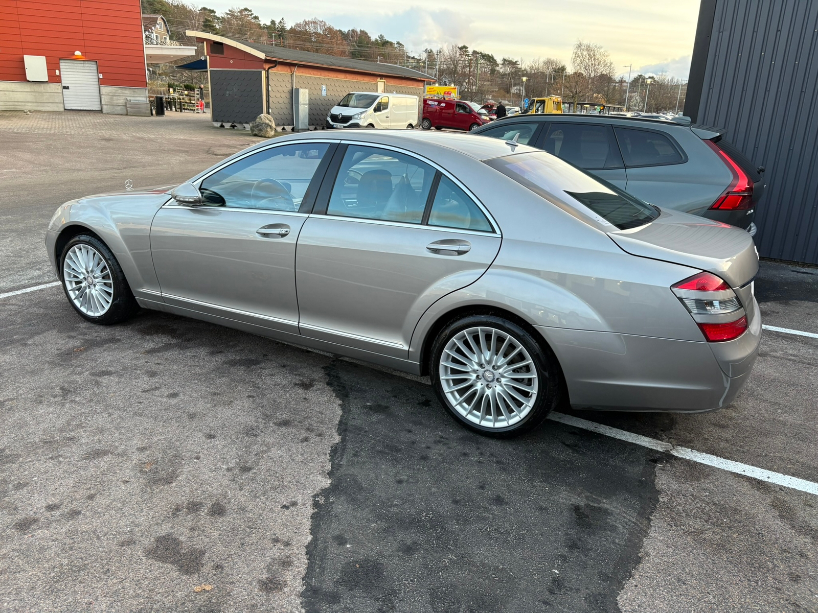 Mercedes-Benz S