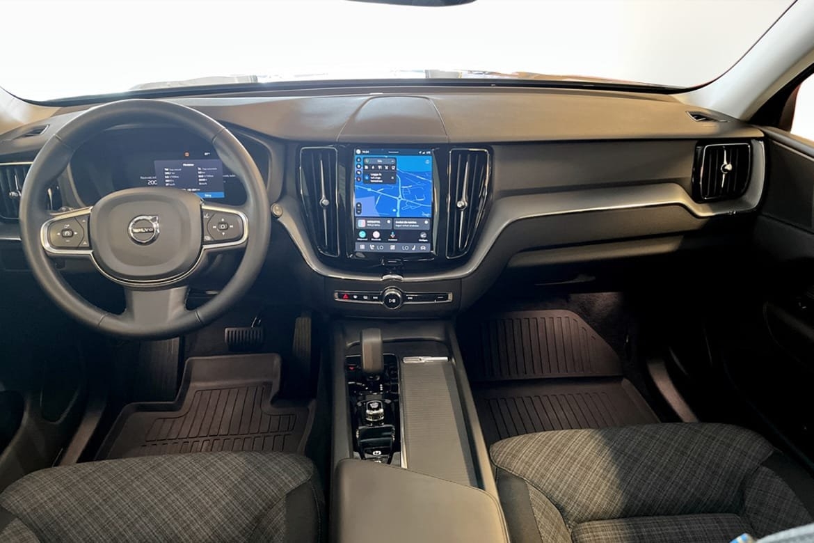 Volvo XC60 Recharge T6 II Core Edition 2024, bild 4/9