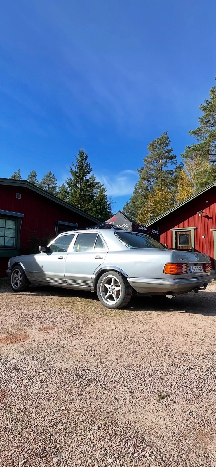 Mercedes-Benz 280