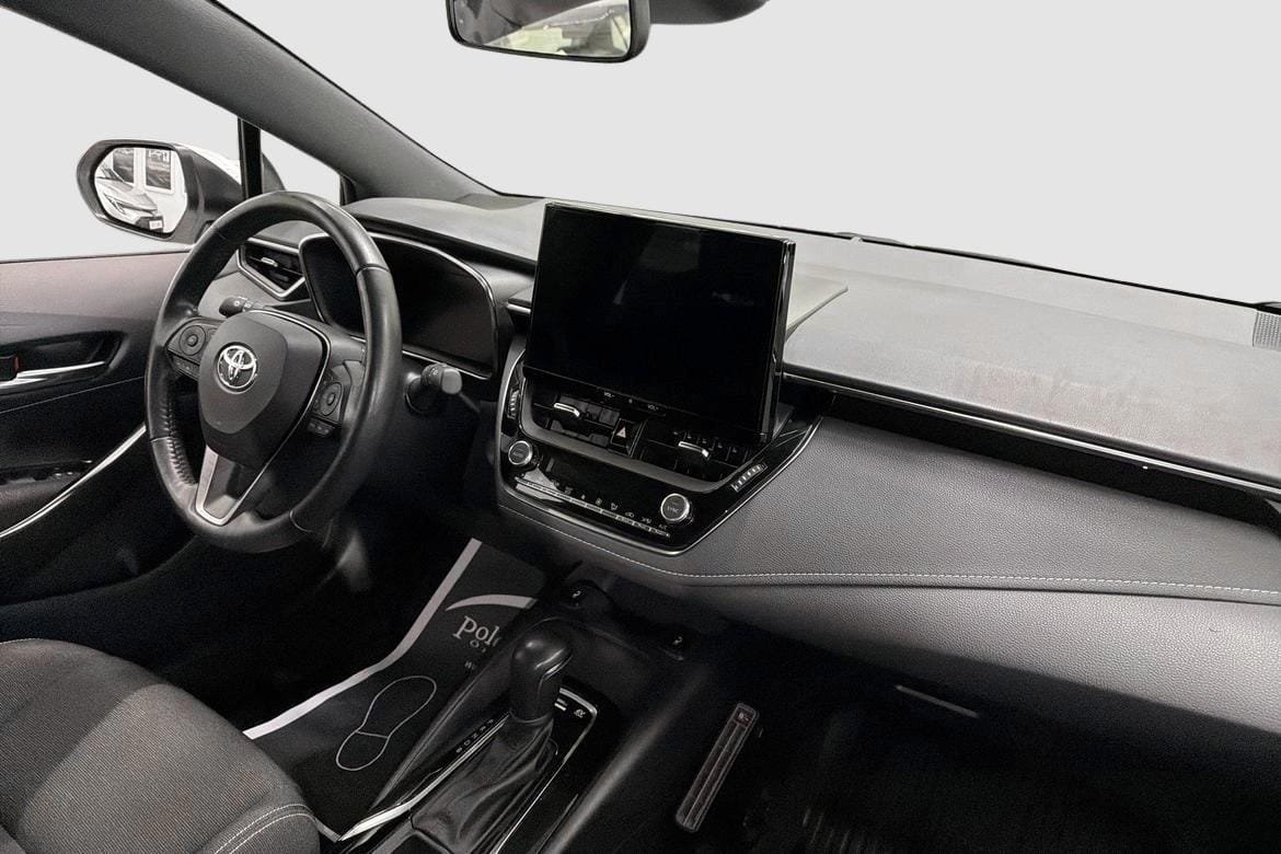 Toyota Corolla 2023, bild 7/10