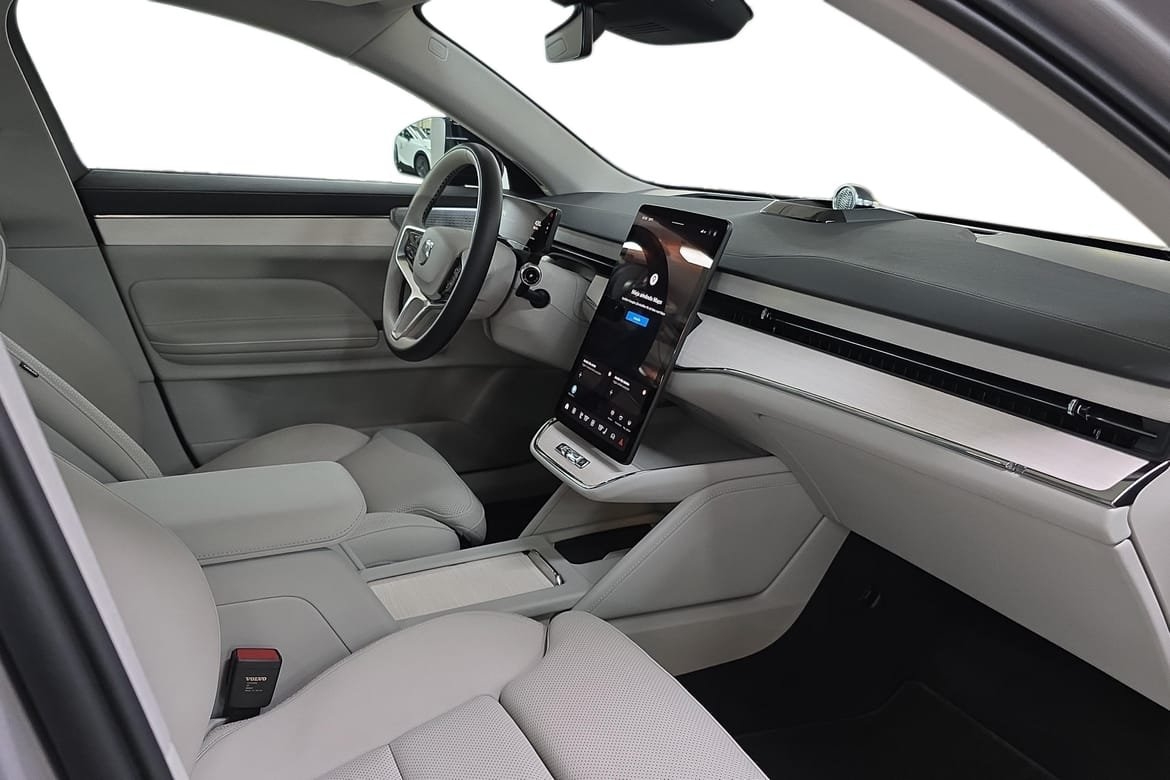 Volvo ES90 2026, bild 7/10
