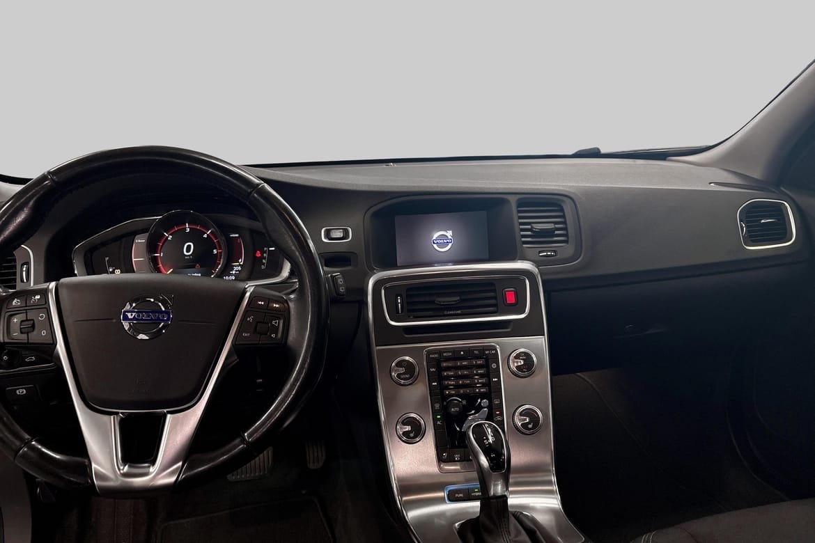 Volvo V60 D5 Twin Engine AWD 231hk 2018, kuva 6/10
